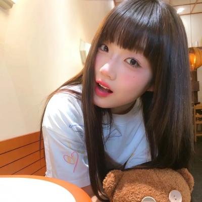 我和他都是新郎。